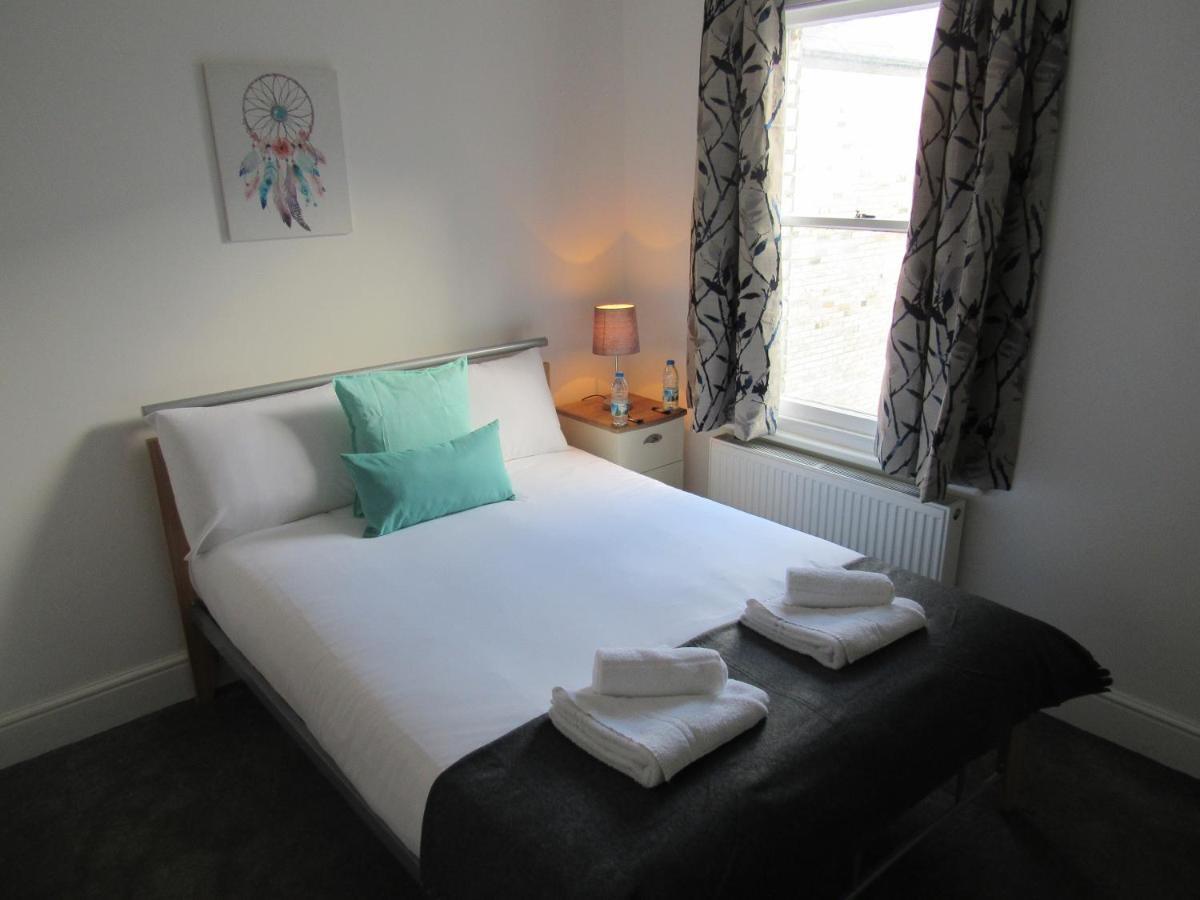 The Tas Suites - Tas Accommodations CBG Εξωτερικό φωτογραφία