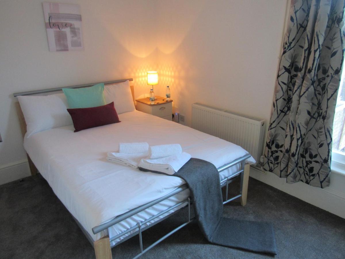 The Tas Suites - Tas Accommodations CBG Εξωτερικό φωτογραφία