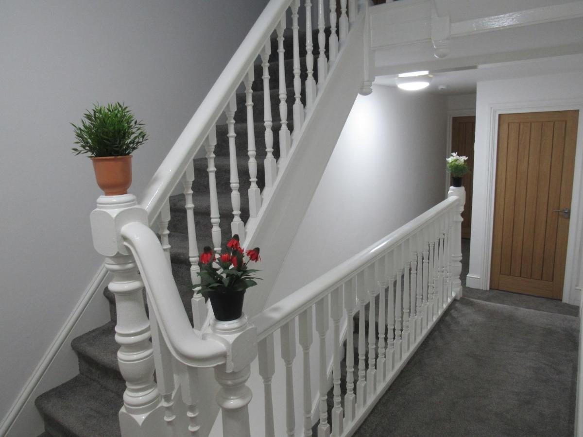 The Tas Suites - Tas Accommodations CBG Εξωτερικό φωτογραφία