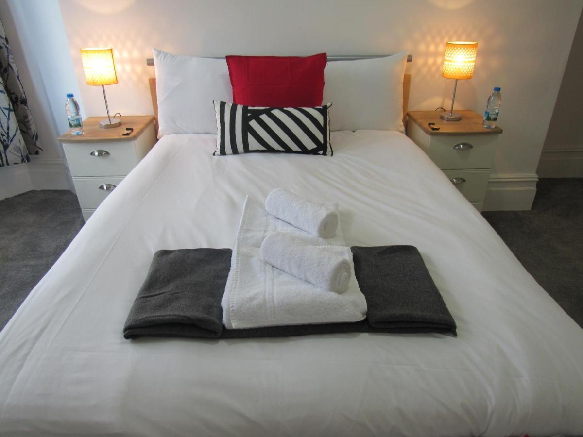 The Tas Suites - Tas Accommodations CBG Εξωτερικό φωτογραφία