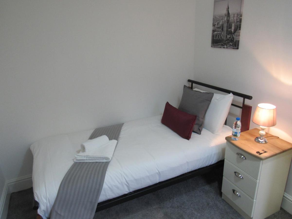 The Tas Suites - Tas Accommodations CBG Εξωτερικό φωτογραφία
