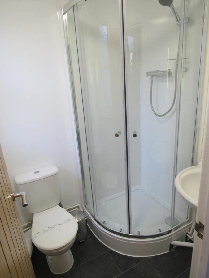 The Tas Suites - Tas Accommodations CBG Εξωτερικό φωτογραφία