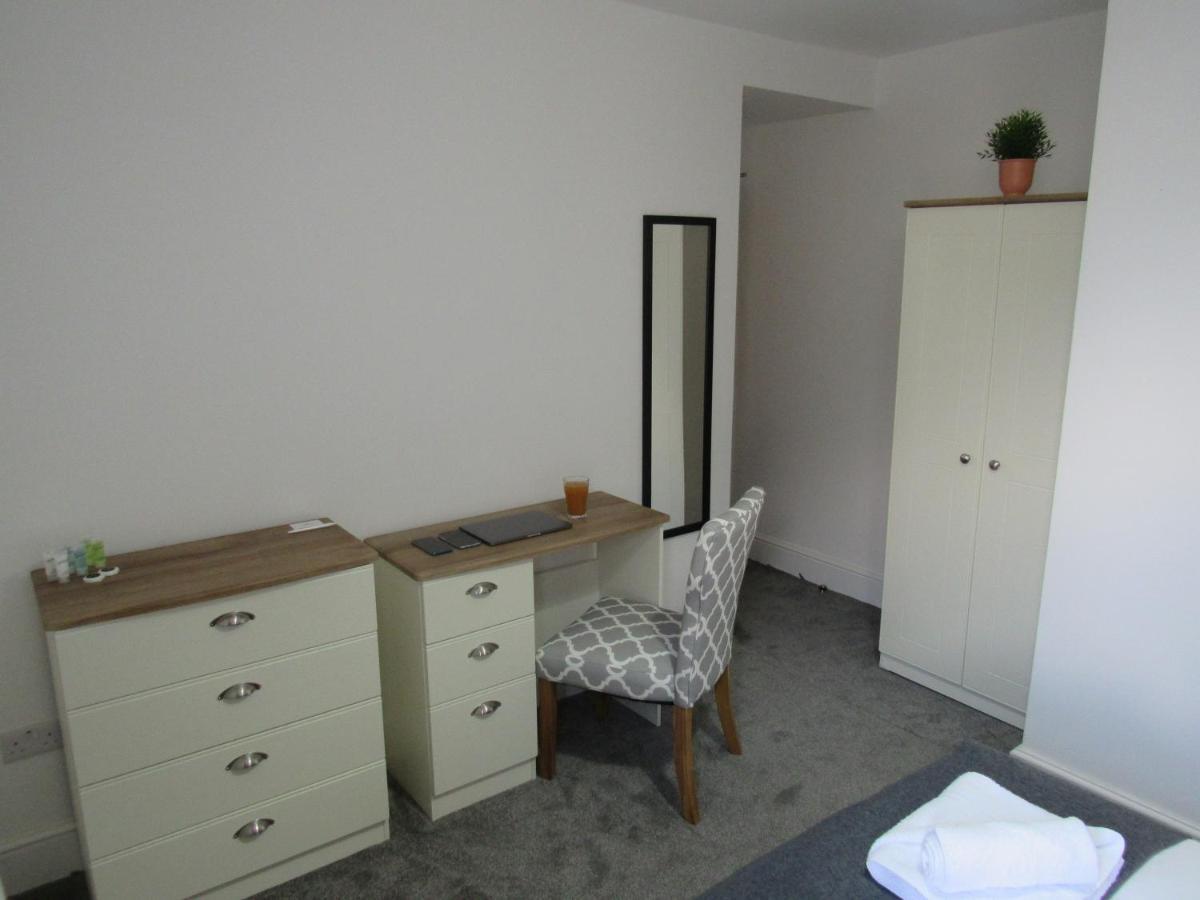 The Tas Suites - Tas Accommodations CBG Εξωτερικό φωτογραφία