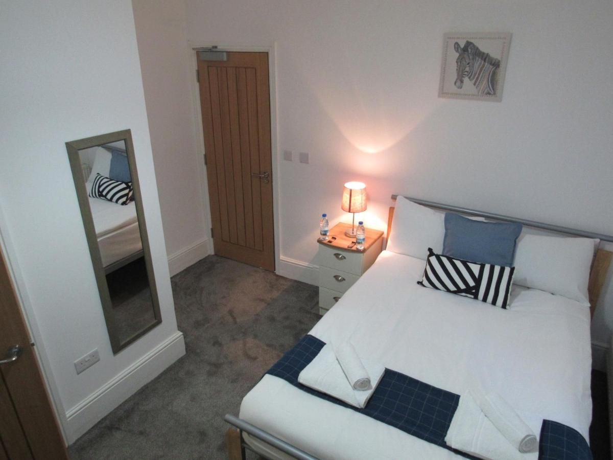 The Tas Suites - Tas Accommodations CBG Εξωτερικό φωτογραφία