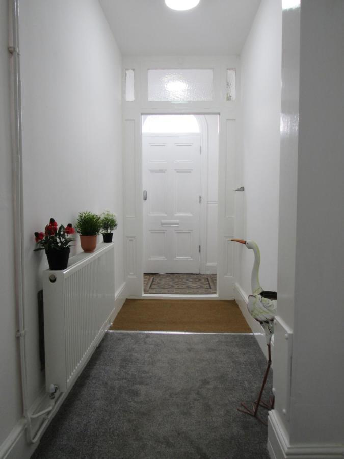 The Tas Suites - Tas Accommodations CBG Εξωτερικό φωτογραφία