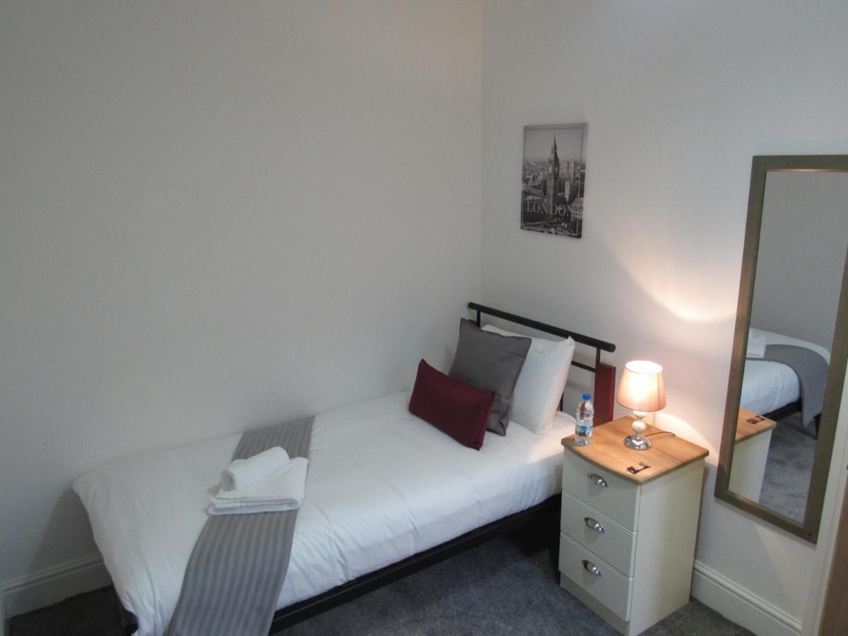 The Tas Suites - Tas Accommodations CBG Εξωτερικό φωτογραφία