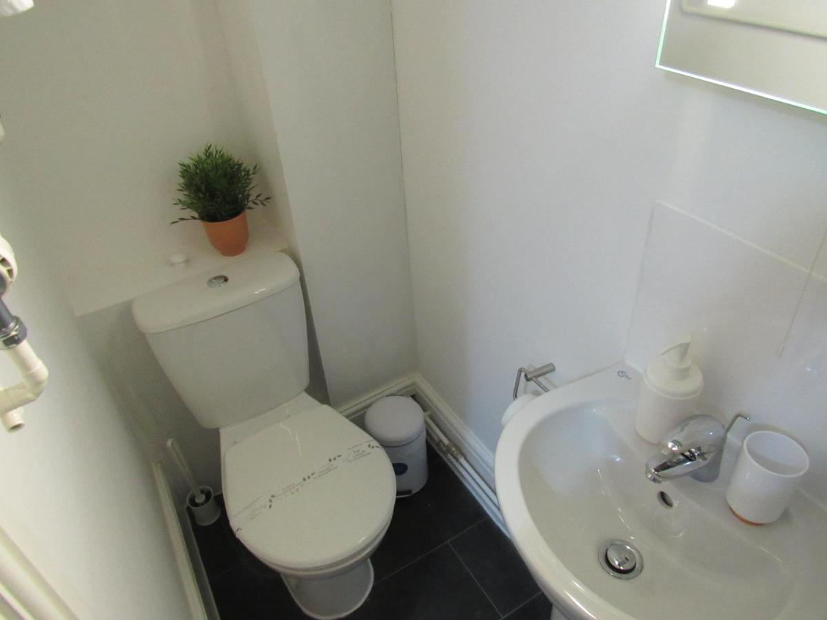 The Tas Suites - Tas Accommodations CBG Εξωτερικό φωτογραφία